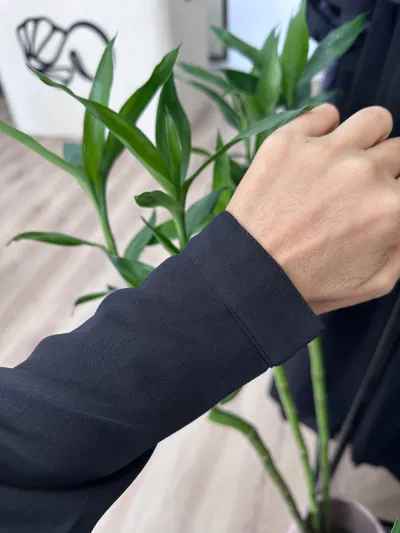 Small shirt sleeves One Size Black